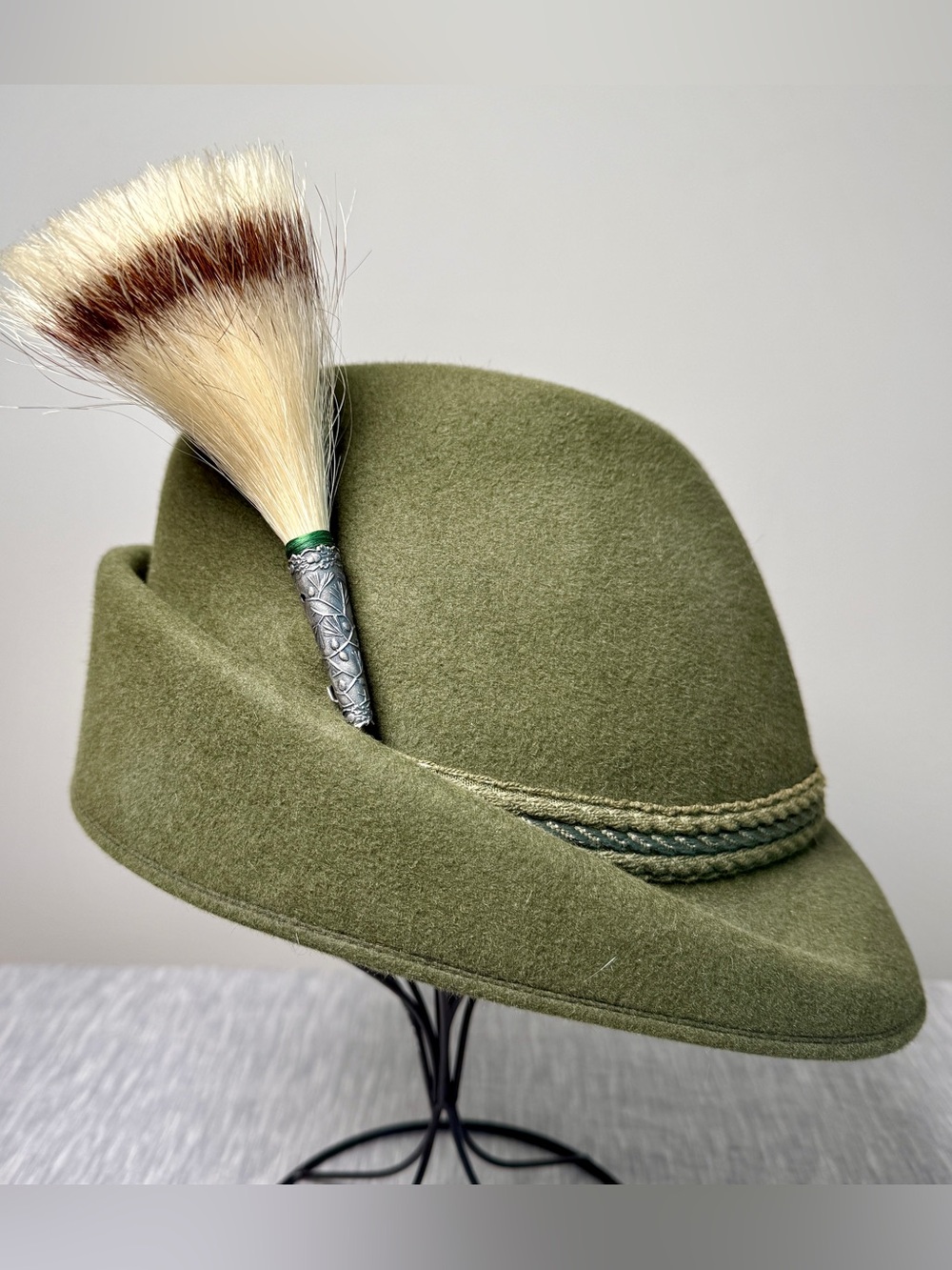 Tonak Olive Green Wool Felt Tyrolean Alpine Hiking Hat Gamsbart Feather Size 60